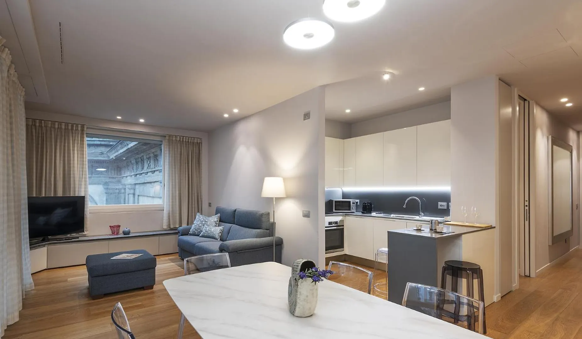 Fifty Eight Milan Duomo Two Bedrooms Itálie