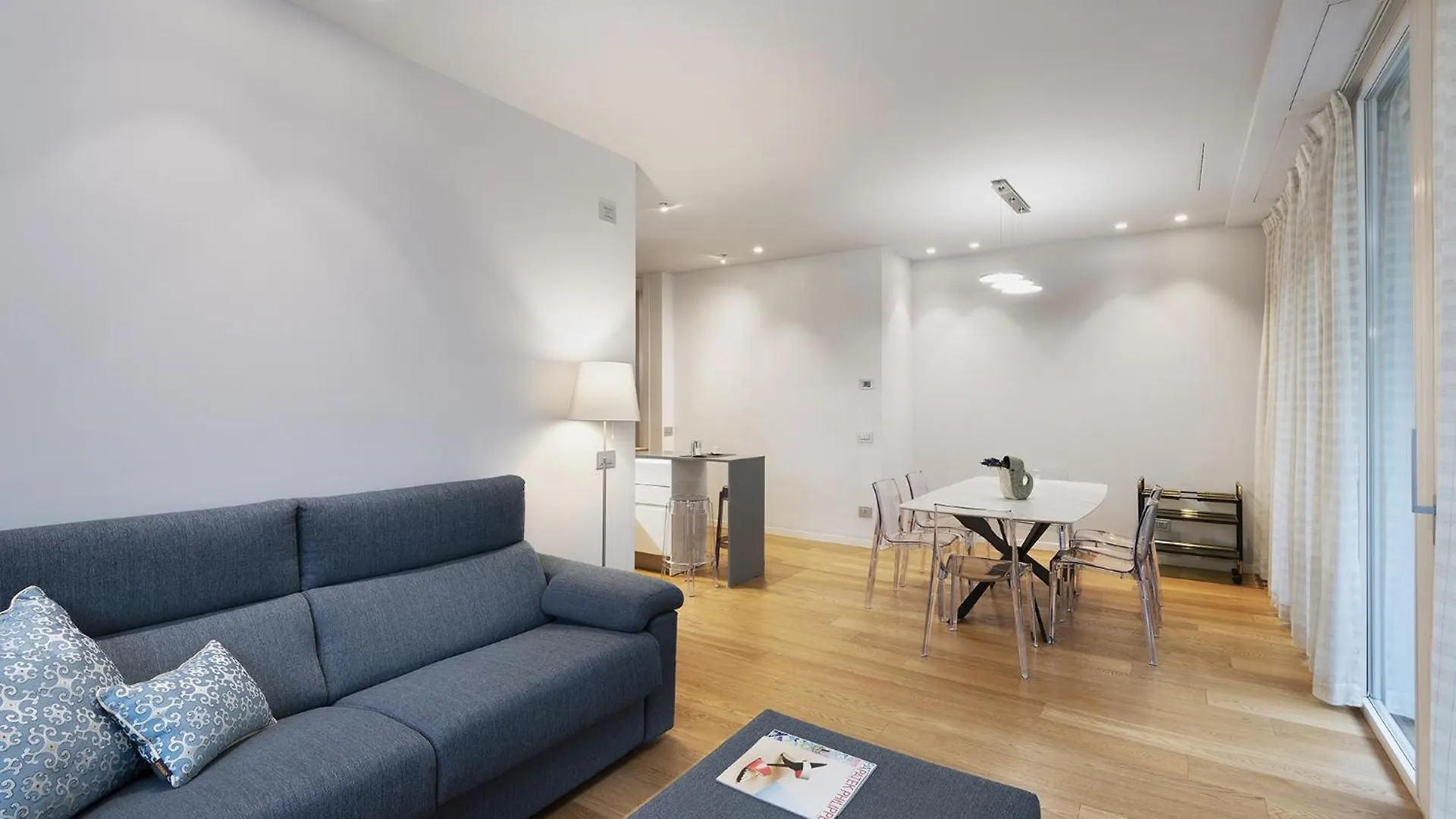 Fifty Eight Milan Duomo Two Bedrooms Apartment