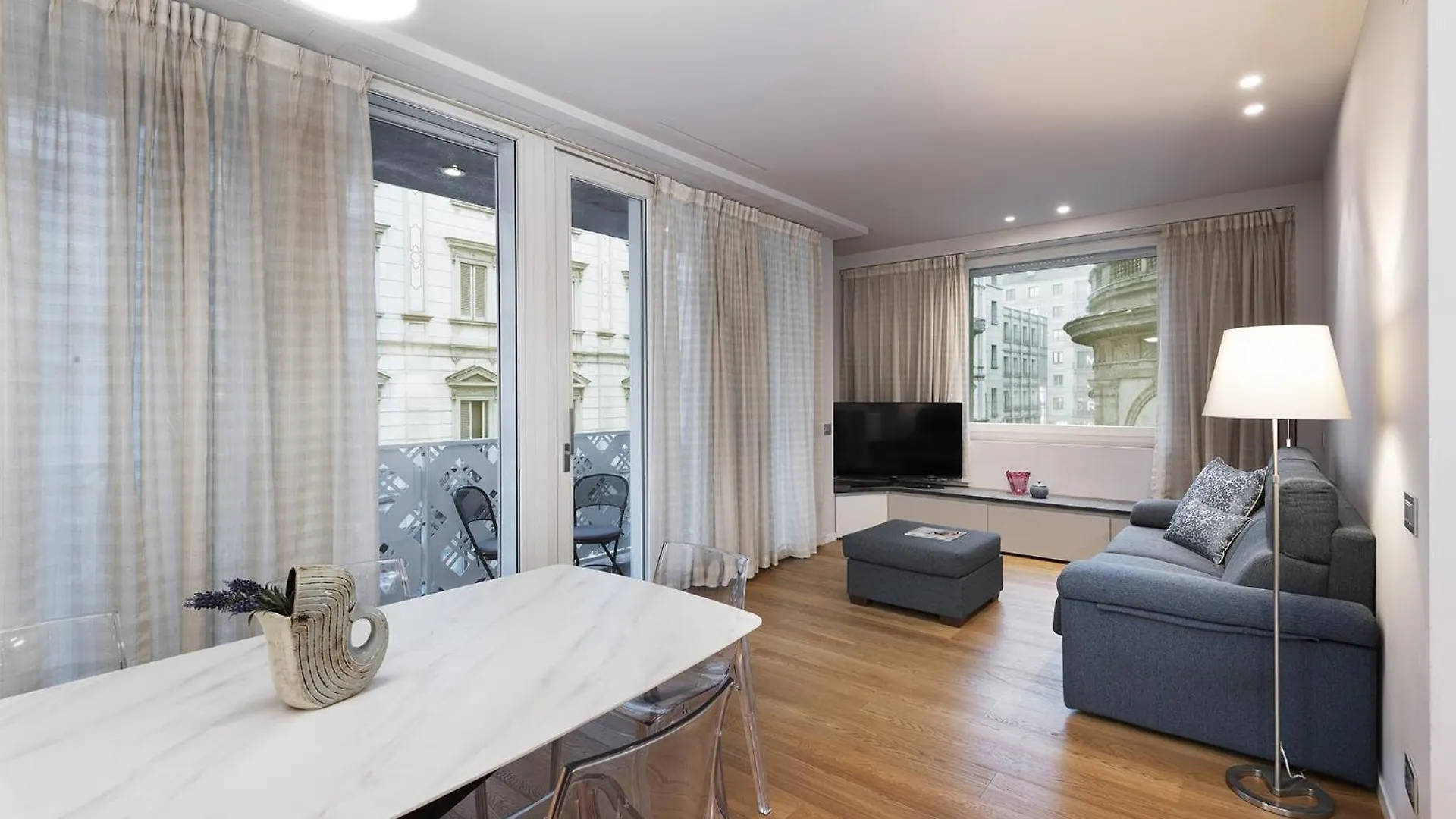 Fifty Eight Milan Duomo Two Bedrooms location